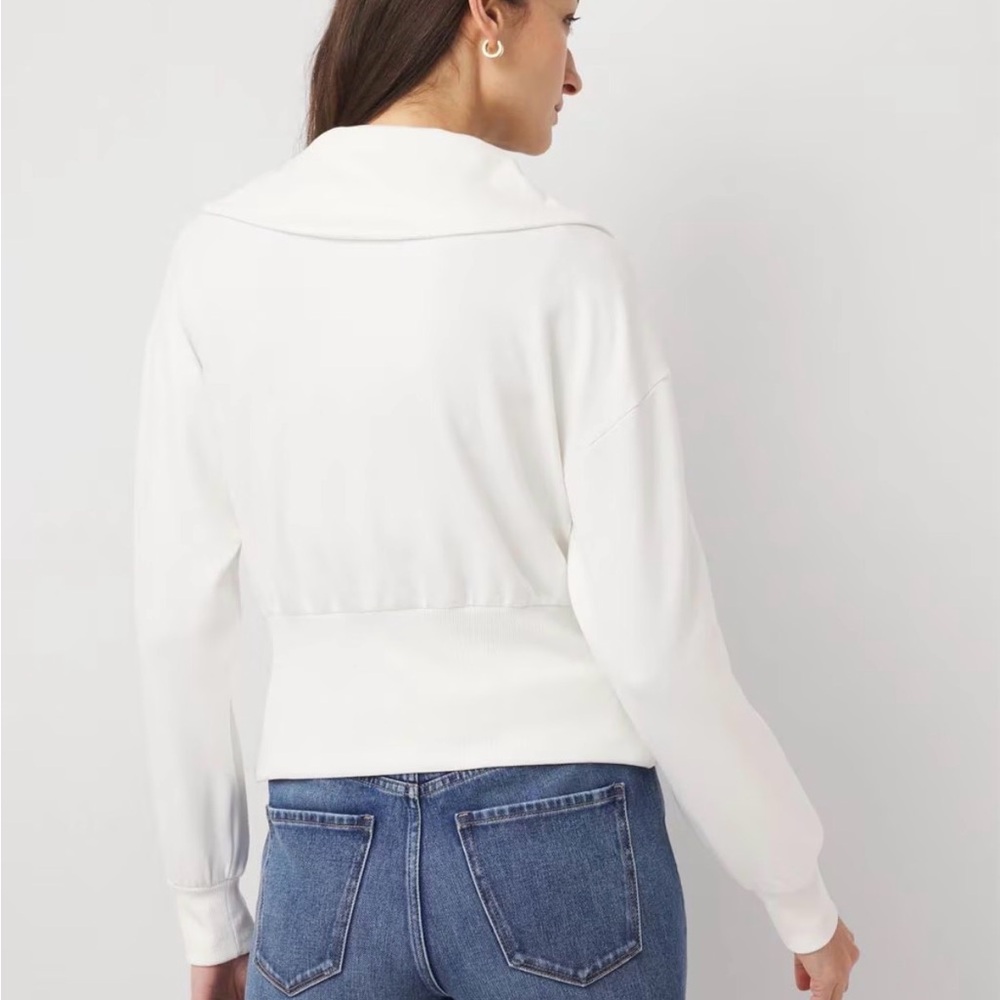 NWT White House Black Market Long Sleeve Collared Trim Zip Ecru - Picture 3 of 5
